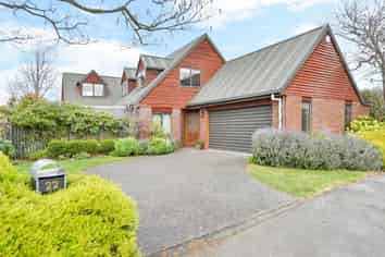 22 Clarevale Street, Burwood