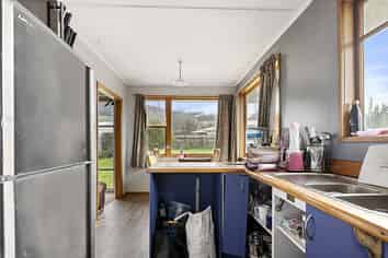 20 Lisa Crescent, Mangakakahi