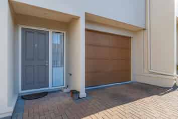 11/57 Gladstone Road, Northcote