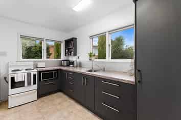 14 Hillcrest Avenue, Hillcrest