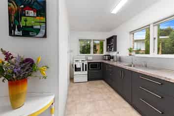 14 Hillcrest Avenue, Hillcrest