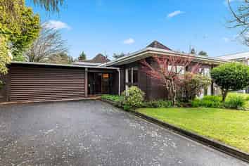 14 McDowell Street, Springfield