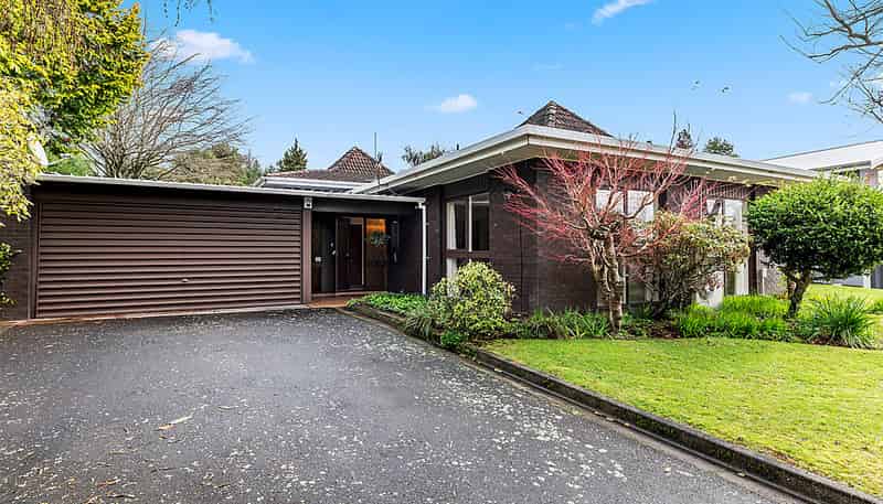 14 McDowell Street, Springfield