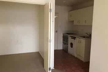 3D/30 Westward Ho, Glen Eden