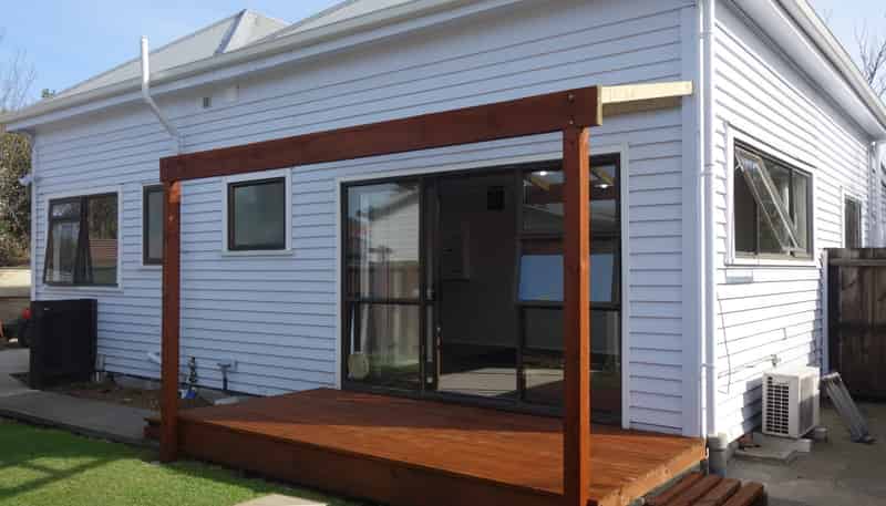 2/120 Osborne Street, Waltham