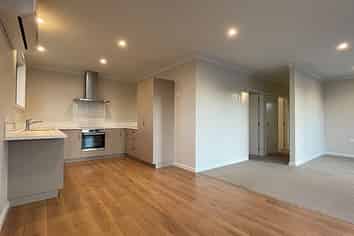 10 Oxford Street,, Tirau