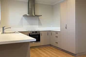 10 Oxford Street,, Tirau