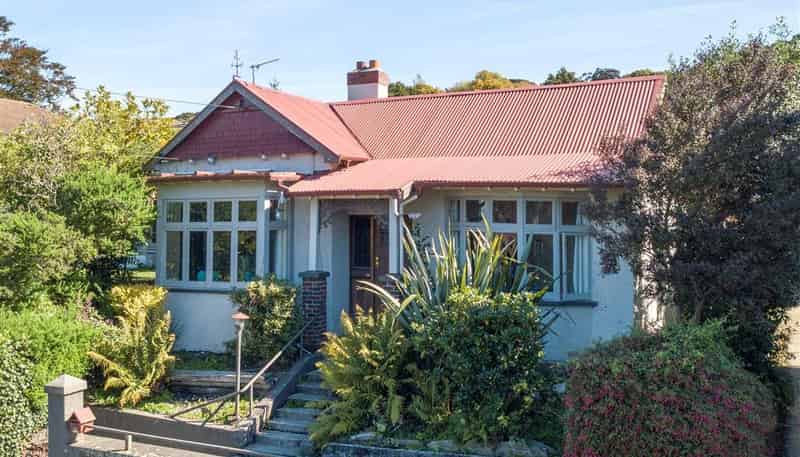 38 Heriot Row, North Dunedin