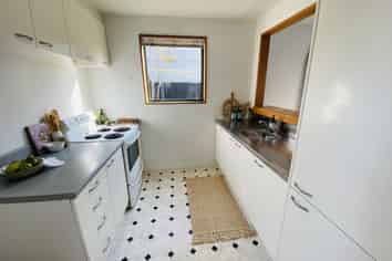 2/359 Hereford Street, Linwood