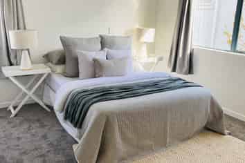 2/359 Hereford Street, Linwood