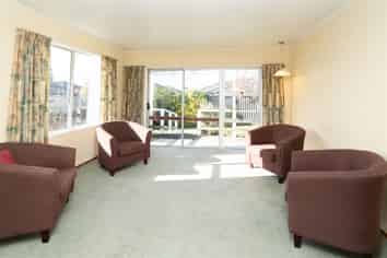 12A Leslie Place, Deanwell