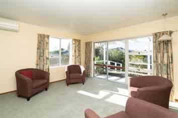 12A Leslie Place, Deanwell