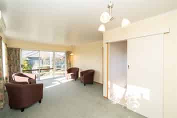 12A Leslie Place, Deanwell