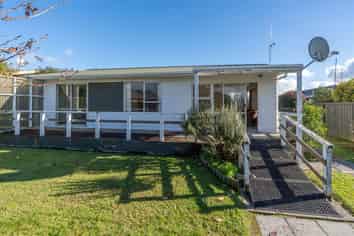 12A Leslie Place, Deanwell