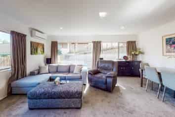 3/692 Whangaparaoa Road, Stanmore Bay