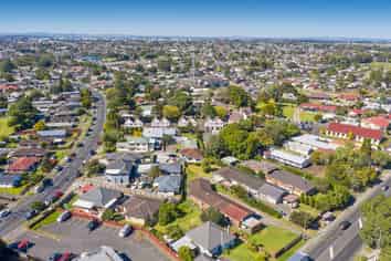 3/274 Massey Road, Mangere East