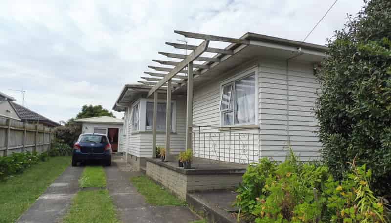 14 Gloucester Road, Manurewa