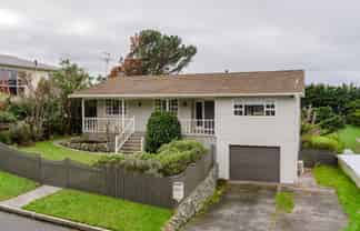 42 John Sims Drive, Broadmeadows