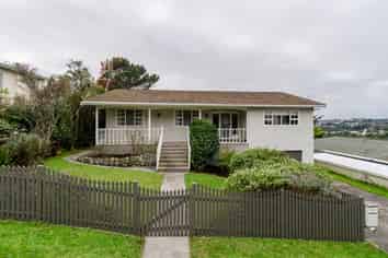 42 John Sims Drive, Broadmeadows