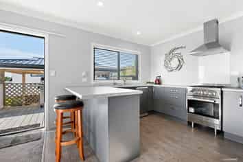 29 Gledstane Road, Stanmore Bay