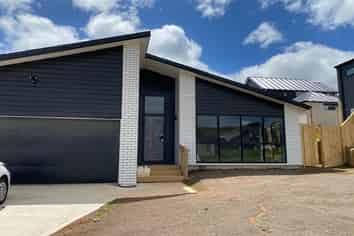 142 Lisle Farm Road, Pukekohe