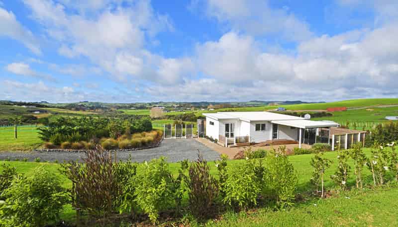 64 Brown Road, Kaiwaka