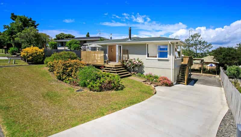 25 Juniper Road, Sunnynook