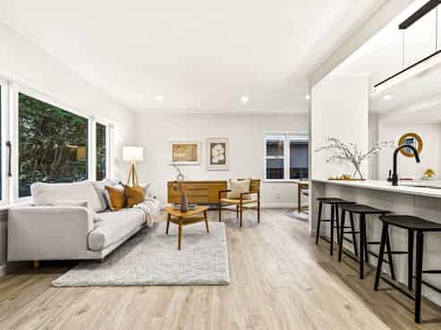 403 West Coast Road, Glen Eden