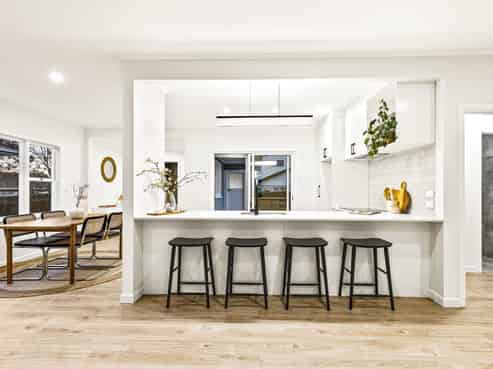 403 West Coast Road, Glen Eden