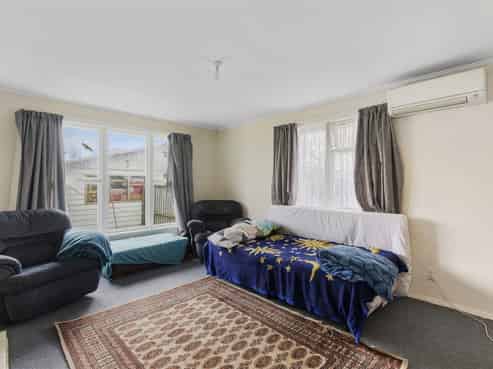 8 Purbeck Place, Aranui