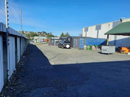 LIGHT INDUSTRIAL FREEHOLD LAND