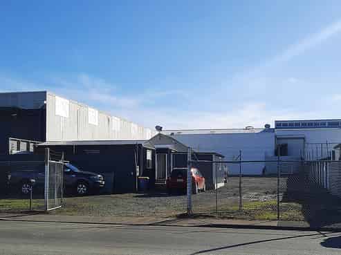 LIGHT INDUSTRIAL FREEHOLD LAND