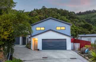 62 Peterhouse Street, Tawa