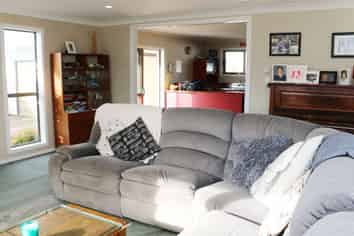 42 Johnstone Street, Tinwald