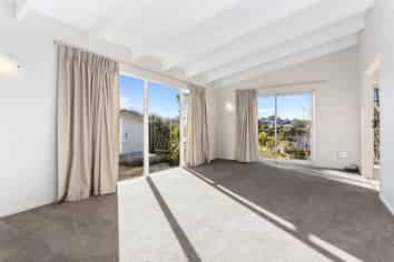 34 Becroft Drive, Forrest Hill