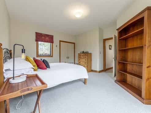 203 Athlone Drive, Cambridge