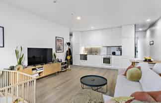 1b/4 Fisher-Point Drive, Freemans Bay