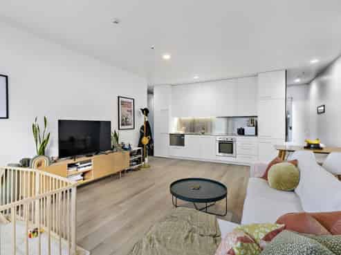 1b/4 Fisher-Point Drive, Freemans Bay