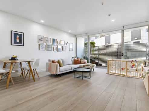 1b/4 Fisher-Point Drive, Freemans Bay