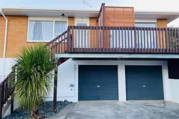 2/16 Windermere Crescent, Blockhouse Bay