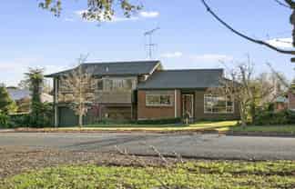 63 Carlyle Street, Cambridge