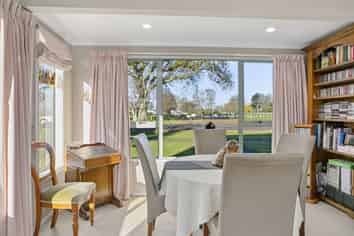 63 Carlyle Street, Cambridge