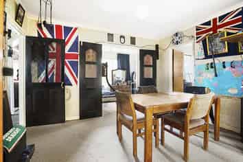 9 Dinsdale Road, Dinsdale