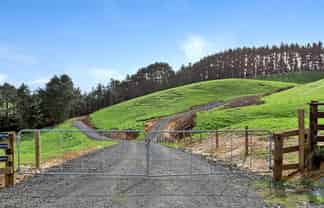 570C Notorious West Road, 