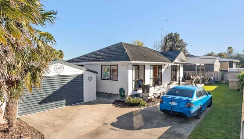 24a Sandspit Road, 
