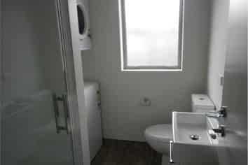 1/521 Madras Street, Saint Albans