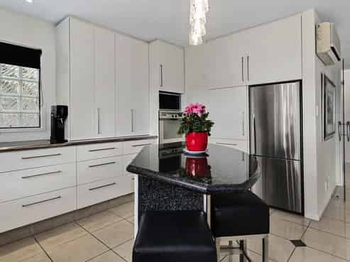 320A Otumoetai Road, Otumoetai