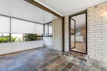 64A Fourteenth Ave, Avenues