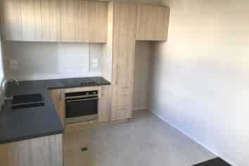 16 Uku Lane, Hobsonville