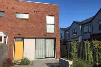 16 Uku Lane, Hobsonville